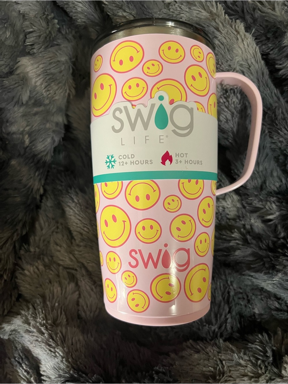 NWT 22oz travel mug swig smileys